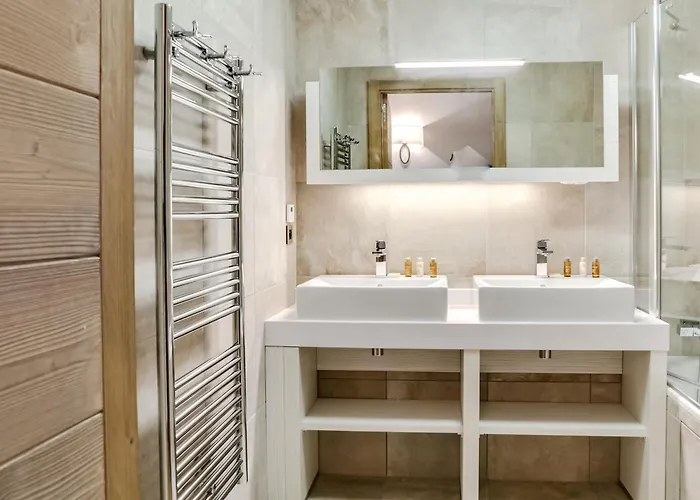 Apartment Spacieux 5 Pieces A Courchevel, 11 Pers. - Fr-1-562-31